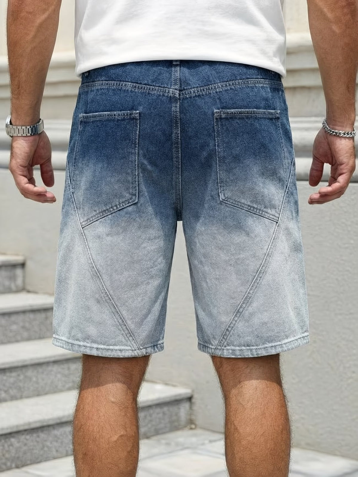 Men's Gradient Shorts with Geometric Back Seams